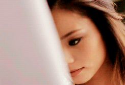 ayomxmuzix:  fineasians:  Jamie Chung ♥Fine Asians♥  She even wakes up beautifully.. 