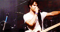 darrenishedwig-deactivated20151:May 29th, 2013 - Darren Criss began his first headlining tour called