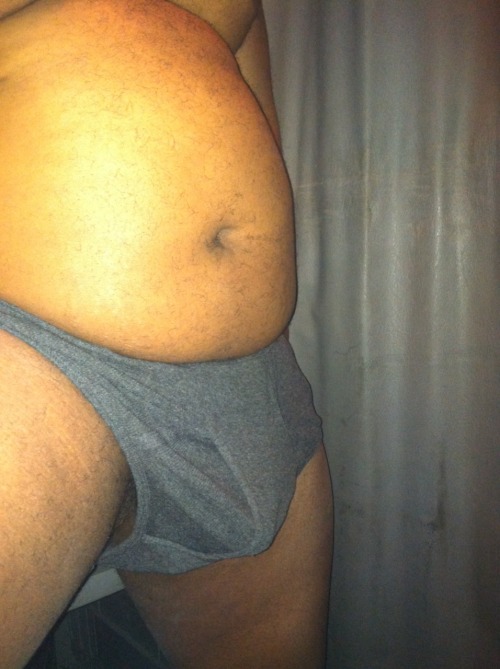 bigboimarc:  bigdawg30:  Looking for a hot mouth to get me hard..  I’ve got a hot mouth for this Black Chub Dick !!