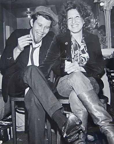 autumnsredglaze:  Tom and Bette. Photo by Chuck Pulin