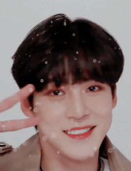 Ateez: What Type Of Kisses They Give + First Kiss