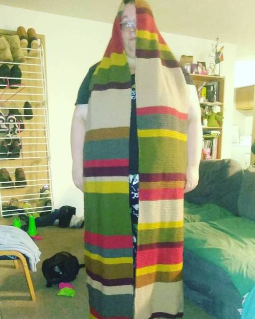 I did the unthinkable. I made the scarf. #doctorwho #fourthdoctor #scarf #handknit #handmade