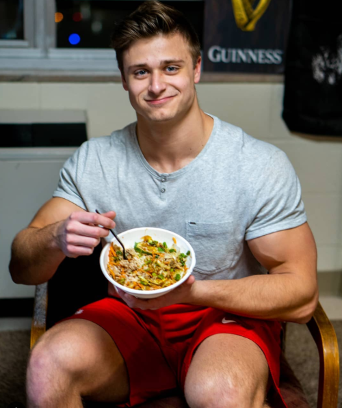 Short Story: Gotta Eat