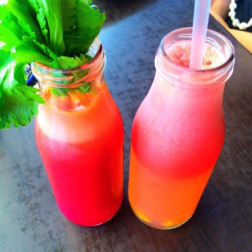brooklynorganic:  Lovely Juice date 🍹💕 @x_alisia_x   #juice #raw #healing #nutrition #drink #clean #cleanse #eatwell #lean #sorefreshing #fruit #fresh #harvestcafe