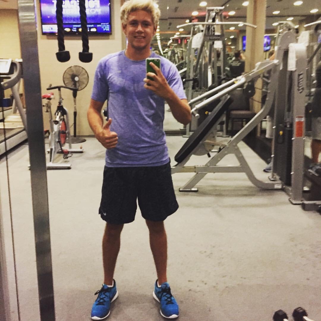 crazymofas: @niallhoran: Thank you @nike for all the sick training gear…You’re