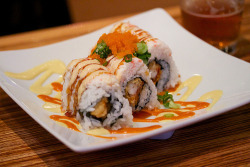 fantasiedicoppia:  dio del sushi  *B*