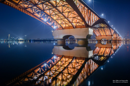 photography-col:Seongsandaegyo(Bridge) by YangwooKim