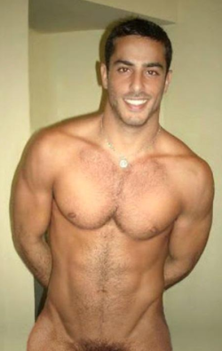 texasfratboy:  amazing smile and body! love the furry chest!