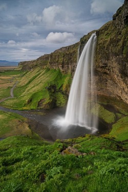 sublim-ature:  Seljalandsfoss, IcelandAnne Schneidersmann 