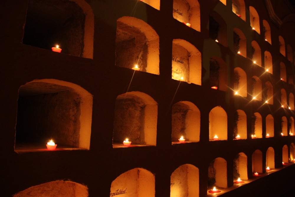 5centsapound:  Dia de los Muertos—Day of the Dead, —is a holiday that spans
