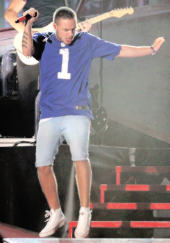 zaynrocksmyworld:  Liam @ the MetLife Stadium