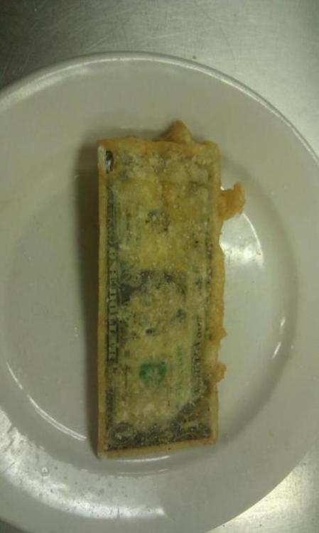 arkgoz:meanplastic:a fried one dollar billA crisp one dollar billI have gone into the bank with a ch