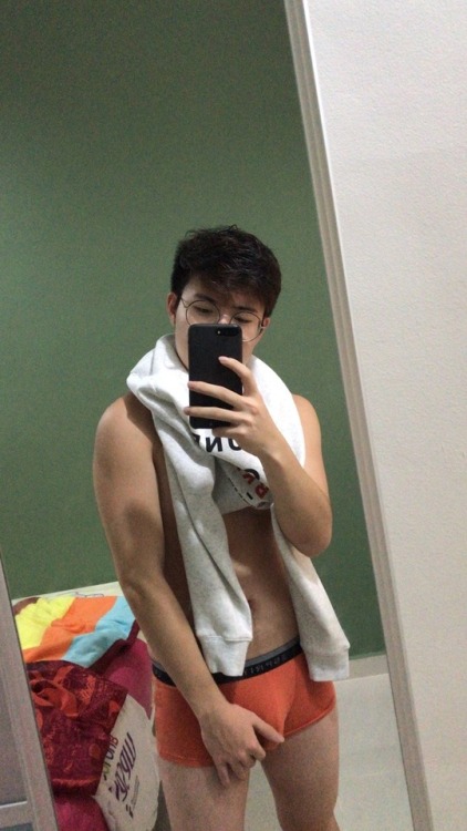 jackd-myx:  ‘What’s up, how do I look in my undies?’ –    jackd-myx  