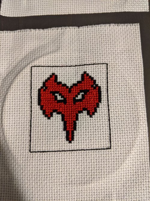 Hi! I’m Lauren and I take commissions for cross stitch and embroidery (Examples above). Prices vary 