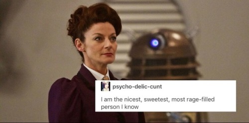 booksarenotboringyouare:Capaldi Era + Text Posts