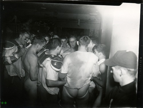 jockstraplocker:  Click for a list of all my BLOGS.