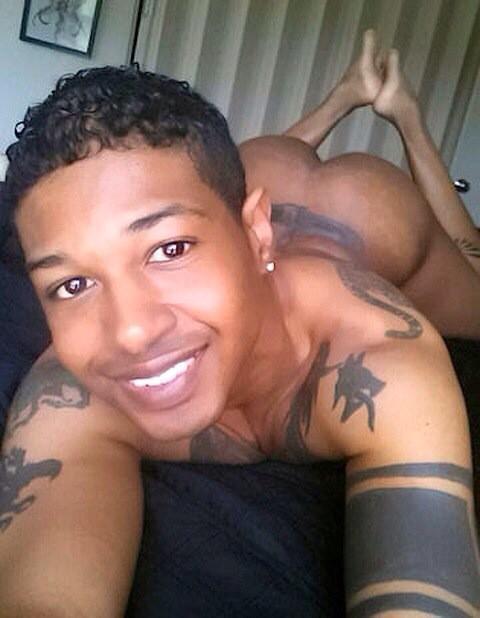 babiboi07:  http://babiboi07.tumblr.com