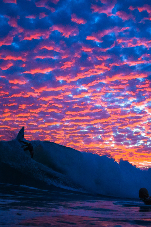 highenoughtoseethesea:  Lowers at Sunset Photo: Ryan Craig 