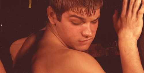 markolebeau:  Em breve um novo blog para os fãs do delicioso Johnny Rapid!! Com