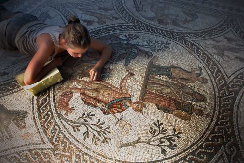 virtuteetarmis:Mosaico de Los Amores, Linares (Jaén).