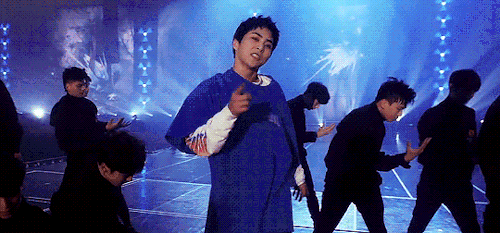 4yeols: beatburger ✖ xiumin: BEYOND 
