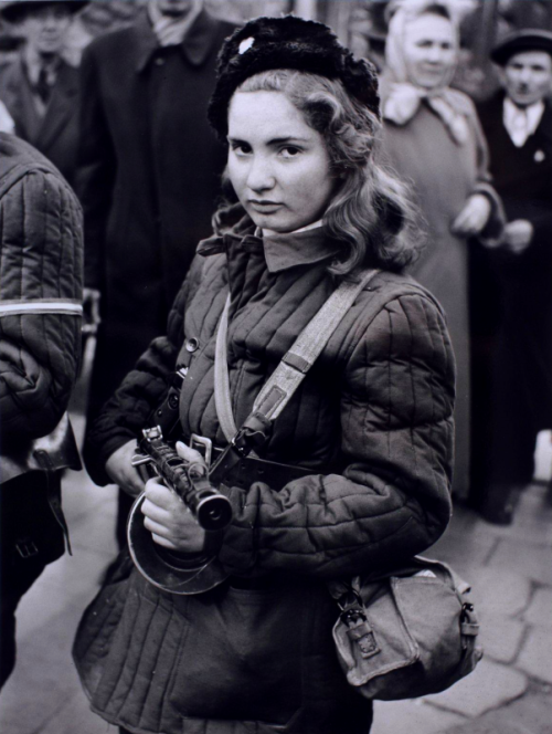 Erika Szeles, 1956