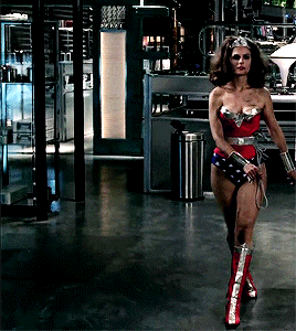 gal-gadot:  dr temperance brennan aka #1 wonder woman stan.