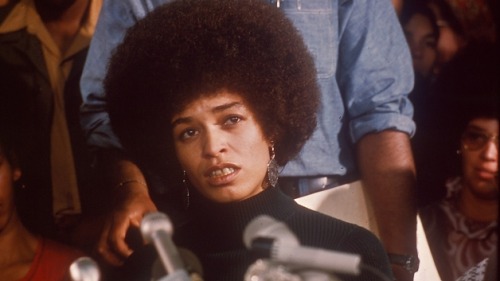 neosoulman:One of the most prominent female figures in the Black Panther Party was Angela Davis, a h