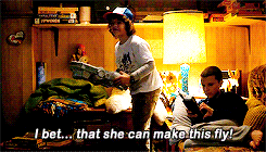 strangerthingscentral:  Stranger Things + Star Wars References Bonus:  