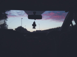 graham-of-thrones: Drive home from a lovely skate 