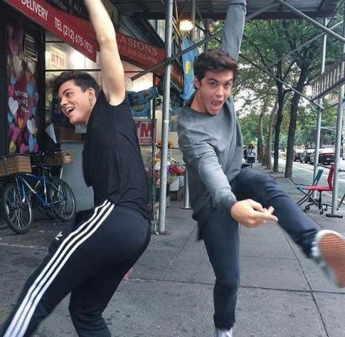 lamarworld:  (PT.1) Ethan & Grayson Dolan(The adult photos