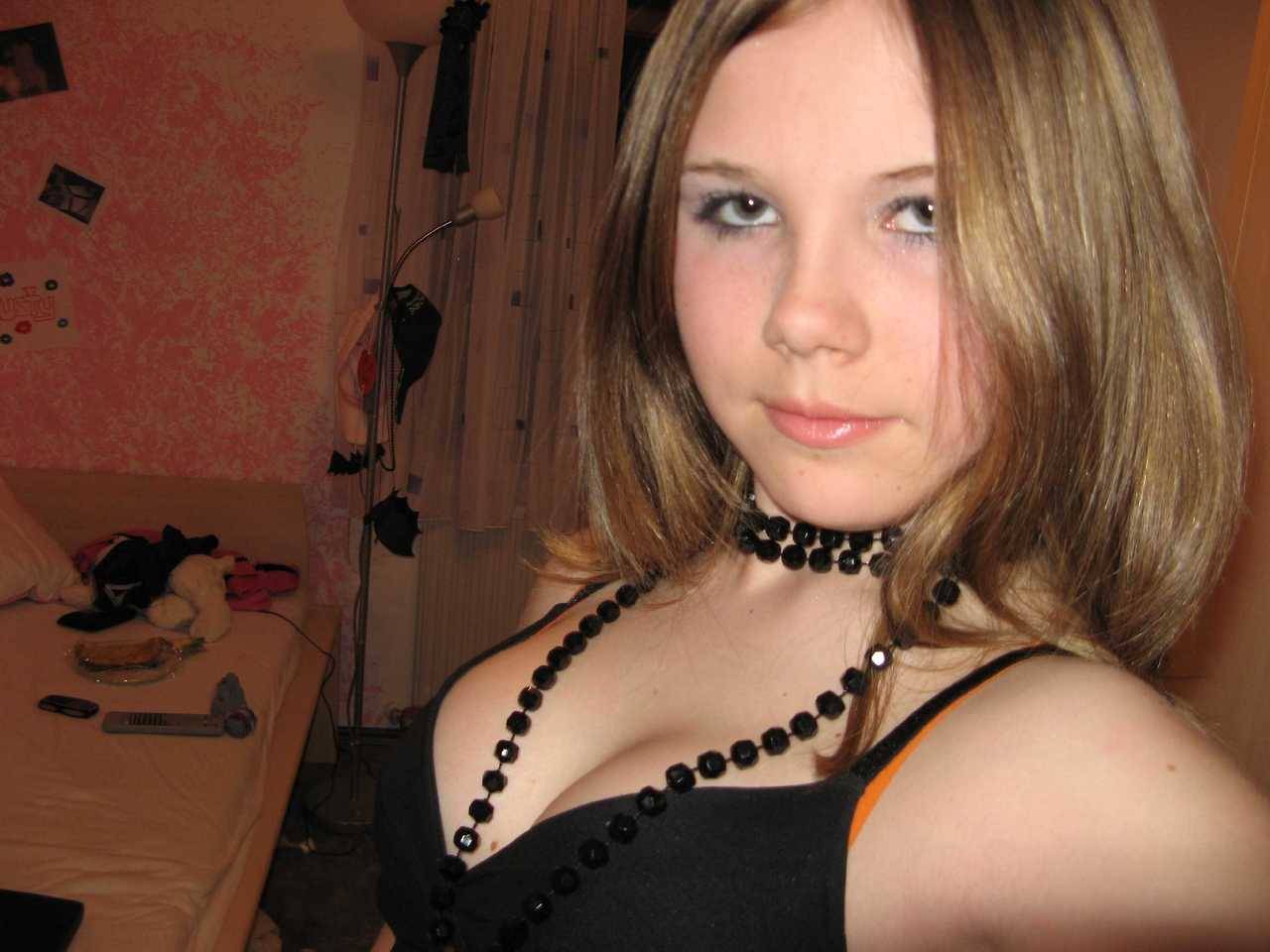 sparky-blog-stuff:  Mostly Petite, pokies, small tits, love lesbian, light bondage,