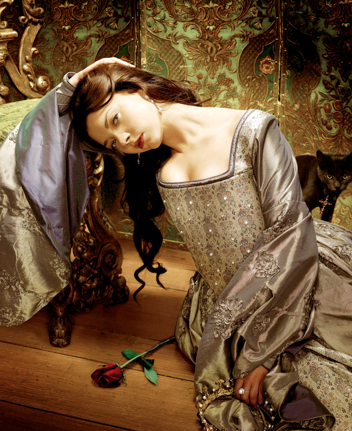 anne boleyn natalie dormer dresses