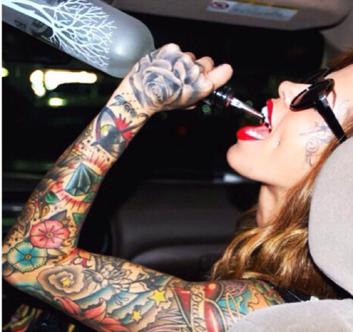 itattoobabes:  girl tattoo girls