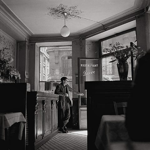 joeinct:Café Pierre, Photo by Louis Stettner, 1950