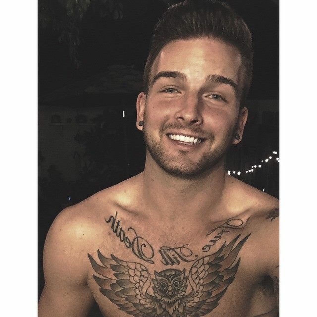 chiguybri:  Very sexy guy! 😍🔥💦💦💦