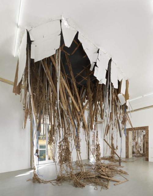 gibsondeis:Thomas Hirschhorn: “Break-Through (three),” 2013; grey tubes, wires, tape, cardboard, woo