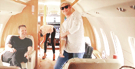 jameswesleys:@NiallOfficial: Eat a lot and chill on the couch ! Are the two things I’m very good at 