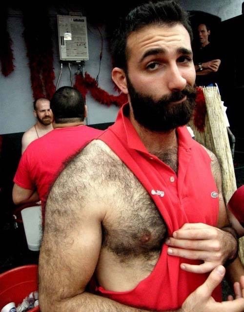 iconfessilovebackhair: I’m going to rewrite my will in order to leave something to that gorgeo