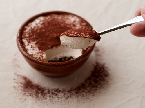 mysecretdesiresrevealed:  Mmm  i don&rsquo;t know what this is, and i probably