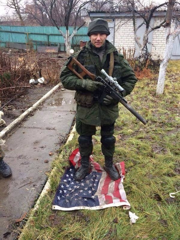 end-cisphobia-kyogre:  wall-eworld:  the-b-hole-bandit:  From Russia with love  Dude