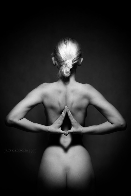 korona-pl:  Sara by Jacek Korona 