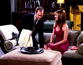Niles: Make yourself comfortable.Daphne: All right.*Niles exits the room.  A moment later everyone e