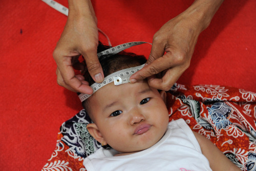 A baby has gotta do what a baby has gotta do | Indonesia