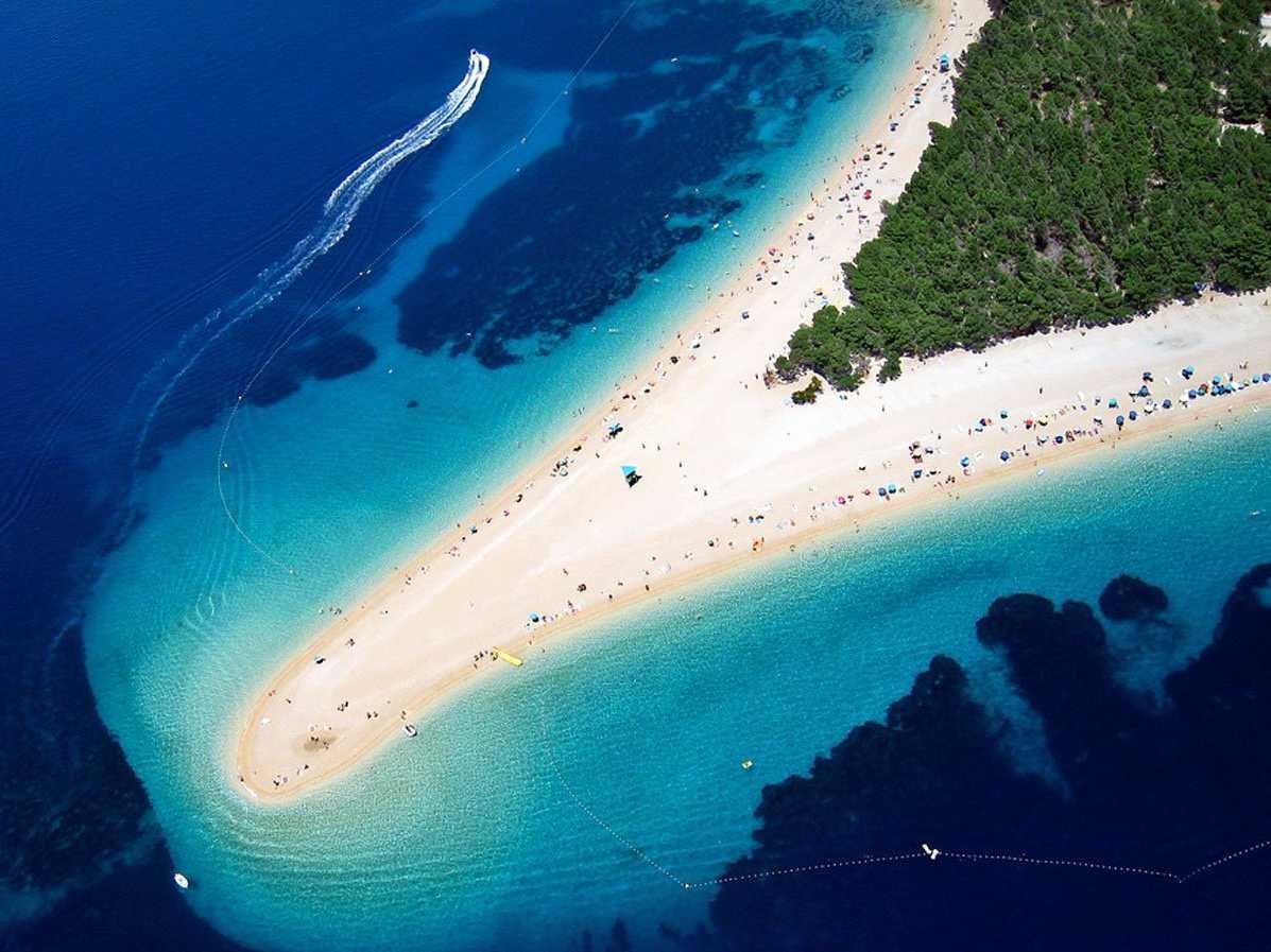 businessinsider:  14 gorgeous photos of beaches in CroatiaBecause of its location