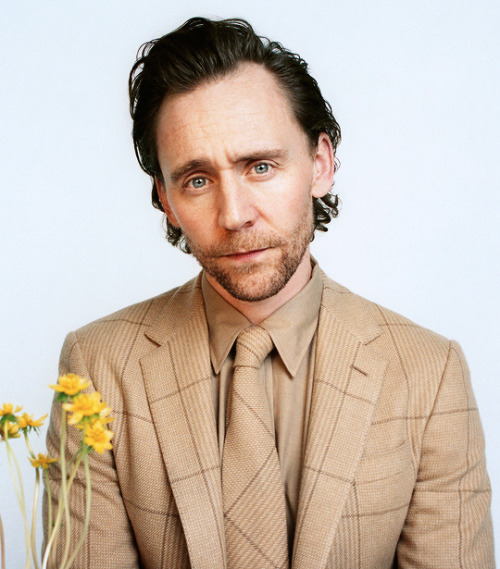 lokitvsource: Tom Hiddleston for  The Guardian Saturday Magazine BAFTA TV Special