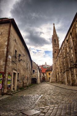 bonitavista:  Bratislava, Slovakia photo via lucy 