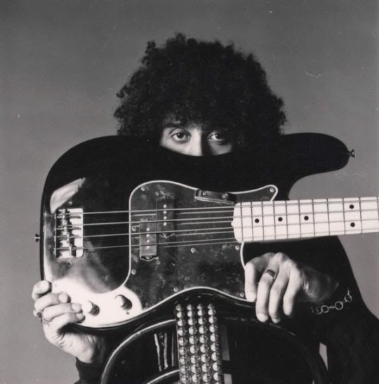 XXX hiro-the-ag:  PHIL LYNOTT  photo