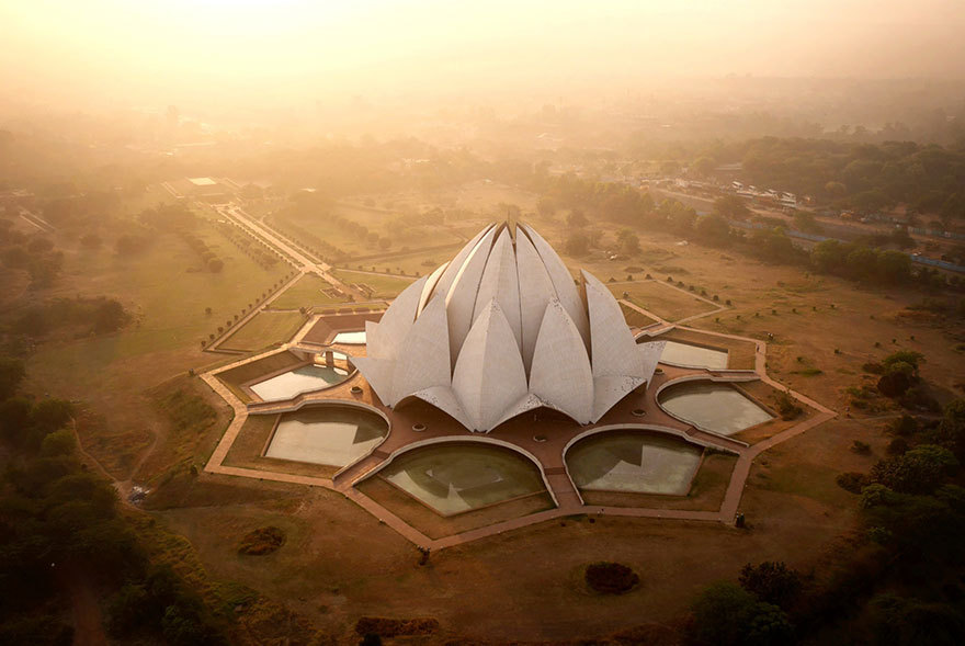 alienbeliever:  Illegal aerial pics taken with a drone, by Amos Chapple