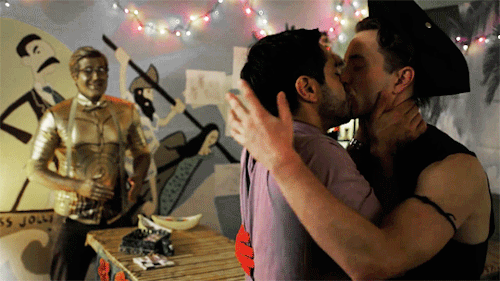 welovewebseries: So, if you can, please forgive me and give me another chance.